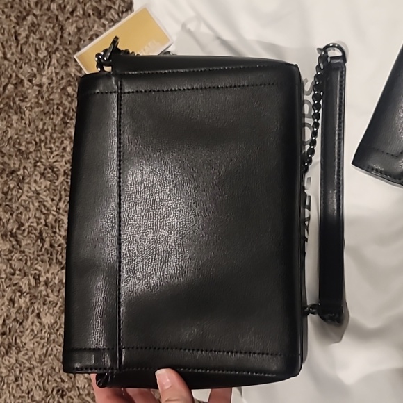 NWT Michael Kors Kinsley Crossbody with Matching Wallet - Picture 7 of 11